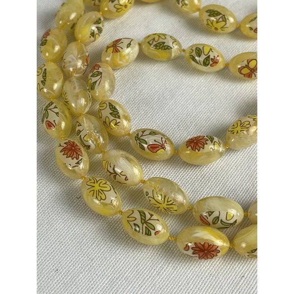 Vintage Yellow Beaded Necklace Earrings Set Floral Beaded Plastic Cottagecore - Picture 3 of 8